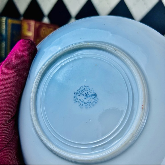 Vintage Nippon Saucers Japanese Porcelain Hand-Painted Gilt Decor Set of 4 - Picture 6 of 9